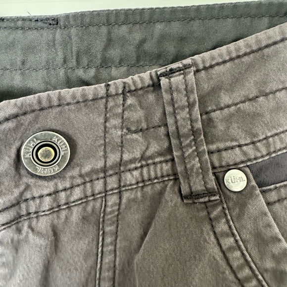 KUHL Radikl Shorts 10" Men's Size 32 Lightweight Stretch Hiking Smoke Gray - Picture 12 of 12